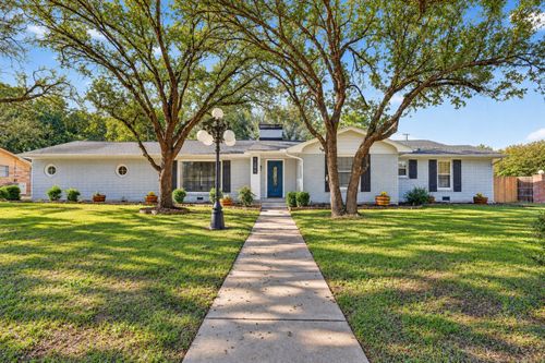 1204 Loma Alta Pl, Cleburne, TX, 76033-6019 | Card Image