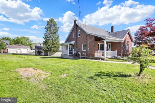 824 Fritz Ave, READING, PA, 19607-3125 | Card Image
