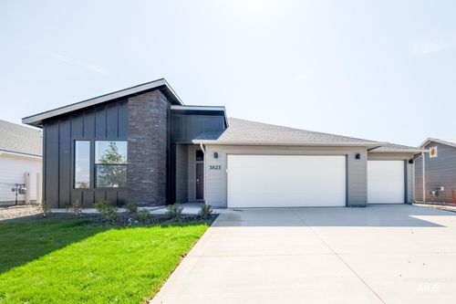 3823 W Maypearl St, Meridian, ID, 83642-1419 | Card Image