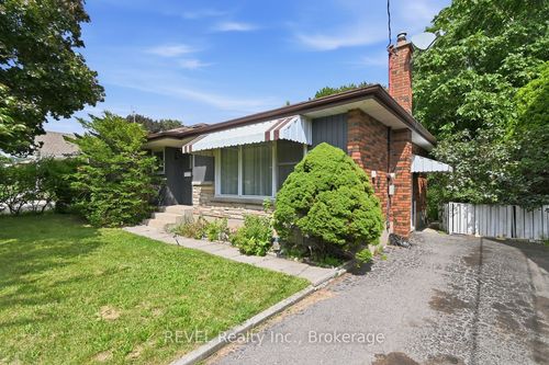 3664 Arlington Ave, Niagara Falls, ON, L2J2X2 | Card Image