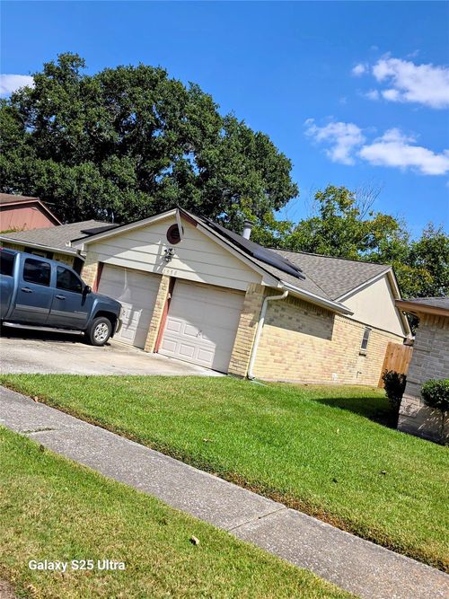 11950 Elk Springs Dr, Houston, TX, 77067-1112 | Card Image