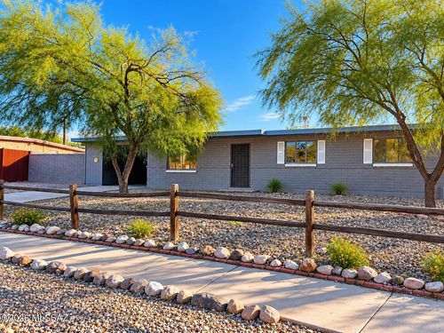 2108 S Avenida Planeta, Tucson, AZ, 85710-5414 | Card Image