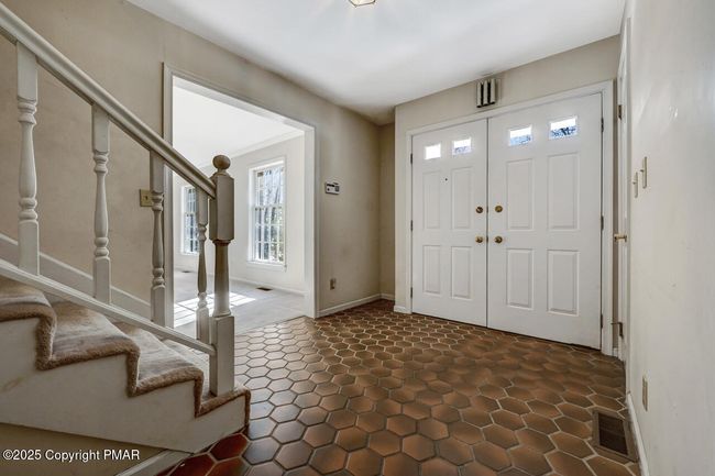 Foyer | Image 17