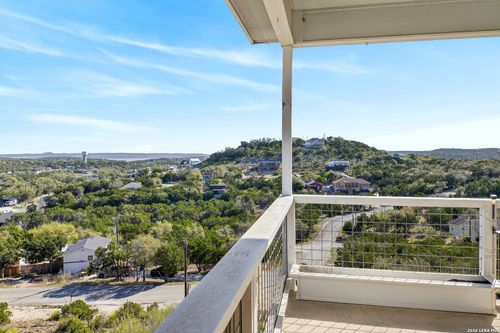 628 Cloud Top, Canyon Lake, TX, 78133-4926 | Card Image