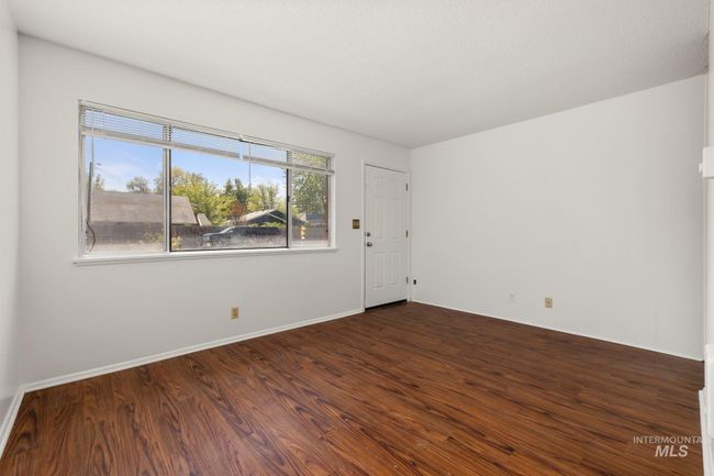 812 E Sherman Ave, Home with 4 bedrooms, 2 bathrooms and 2 parking in Nampa ID | Image 9