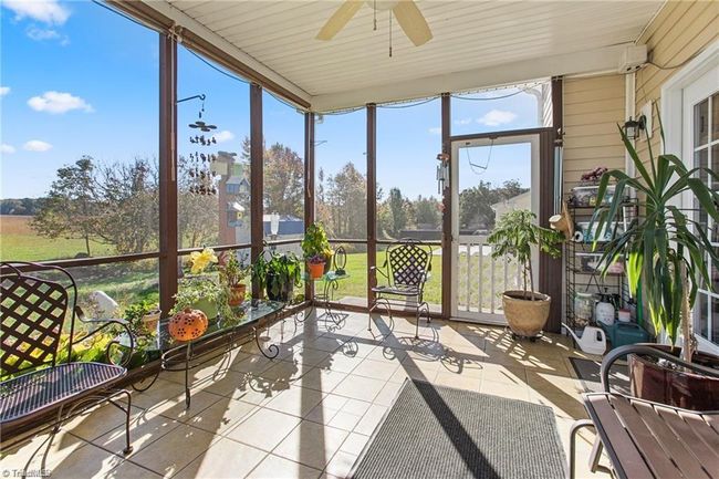 906 Leach Ave, House other with 3 bedrooms, 3 bathrooms and null parking in Thomasville NC | Image 13