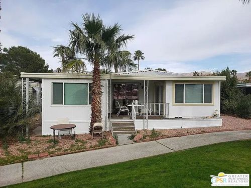 289-15500 Bubbling Wells Rd, Desert Hot Springs, CA, 92240-9029 | Card Image