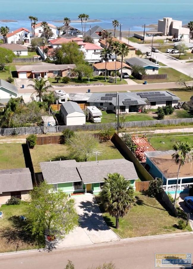1814 Oklahoma Ave, House other with 3 bedrooms, 2 bathrooms and null parking in Port Isabel TX | Image 24