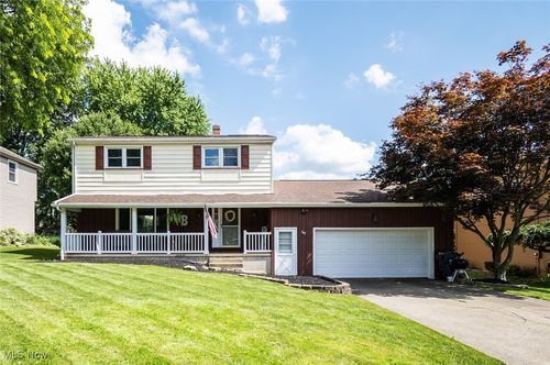 745 Havenwood Dr, Boardman, OH, 44512-5015 | Card Image