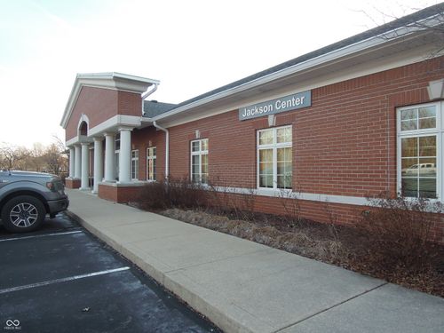 808-802-808 N Samuel Moore Pkwy, Mooresville, IN, 46158-1467 | Card Image