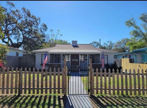 330 20th Ave S, ST PETERSBURG, FL, 33705-2764 | Card Image