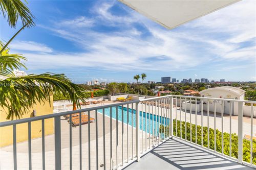 apt-601-3180 Coral Way, Miami, FL, 33145-3246 | Card Image