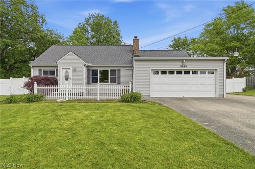 9828 Sunny Ln, Streetsboro, OH, 44241-4950 | Card Image