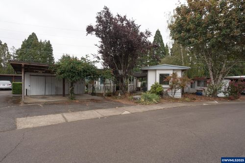 56-5355 River Rd N, Keizer, OR, 97303-8300 | Card Image