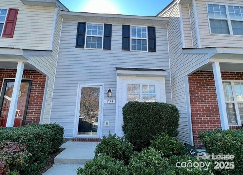 1754 Pergola Pl, Charlotte, NC, 28213-2107 | Card Image
