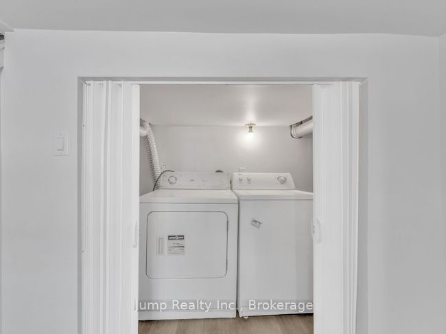 1662 Cadillac St, House other with 5 bedrooms, 3 bathrooms and null parking in Windsor ON | Image 26