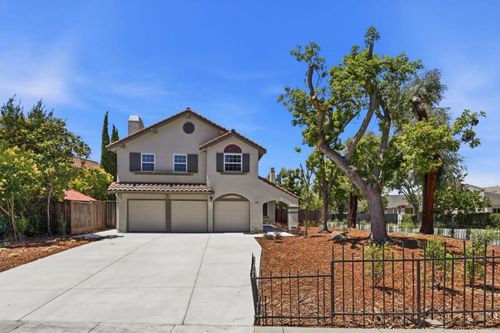 895 Del Vaile Ct, Milpitas, CA, 95035-4518 | Card Image