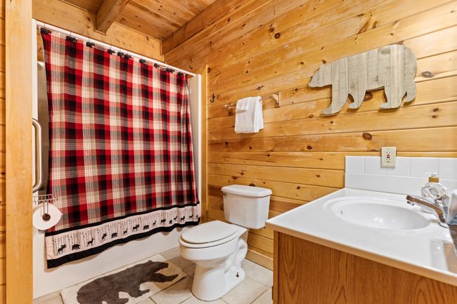 1810 Trout Way, House other with 2 bedrooms, 2 bathrooms and 3 parking in Sevierville TN | Image 31