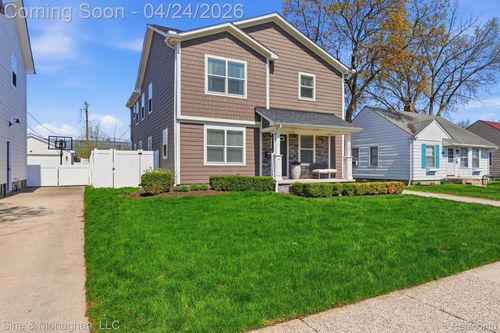 716 Cherry Ave, Royal Oak, MI, 48073-3946 | Card Image
