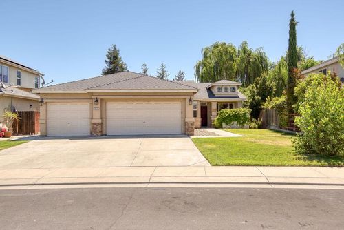 5414 Leandra Court, Keyes, CA, 95328 | Card Image