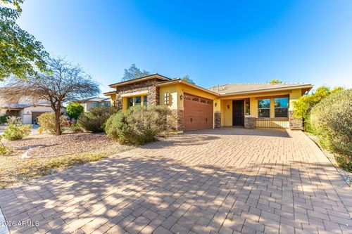 16528 W Lariat Ln, Surprise, AZ, 85387-6816 | Card Image
