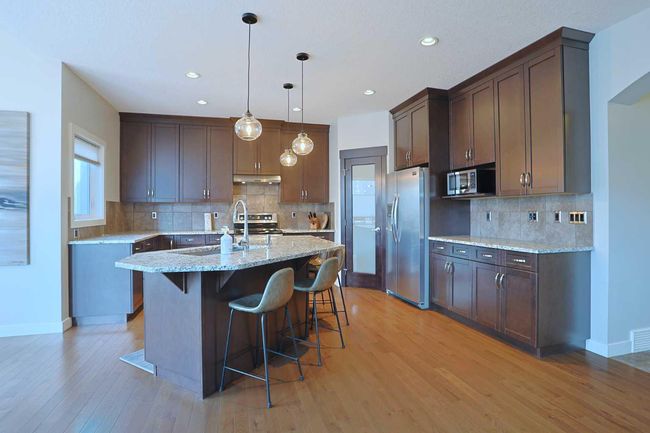 41 Rockford Terrace Nw, House other with 4 bedrooms, 4 bathrooms and 4 parking in Calgary AB | Image 7