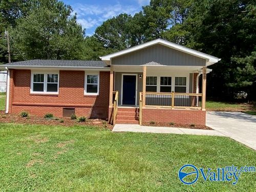 1661 Nick Davis Rd, Harvest, AL, 35749-8833 | Card Image