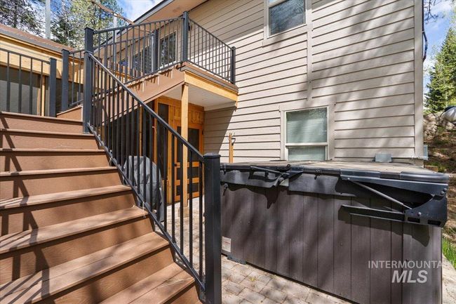 714 Spruce St E, House other with 4 bedrooms, 3 bathrooms and 2 parking in McCall ID | Image 19