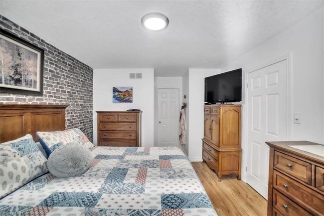 84 Doctor Moore Crt, House other with 3 bedrooms, 2 bathrooms and 5 parking in Acton ON | Image 19