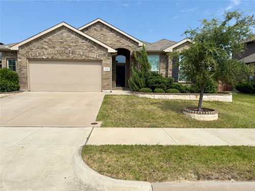 1144 Donnington Trl, Saginaw, TX, 76131-2158 | Card Image