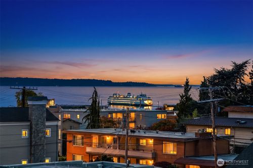 305-505 5th Ave S, Edmonds, WA, 98020-3636 | Card Image