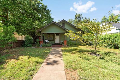 1178 E 8th St, Chico, CA, 95928 | Card Image