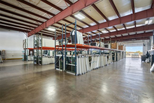 901 S Main St, Home with 0 bedrooms, 0 bathrooms and 40 parking in Taylor TX | Image 17