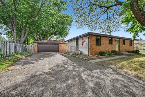5520 Saint Stephens St, Mounds View, MN, 55112-1235 | Card Image