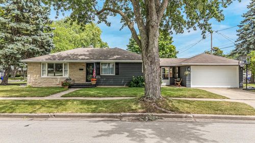 2218 N Mcdonald Street, APPLETON, WI, 54911 | Card Image