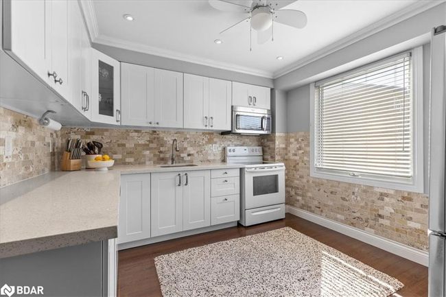 16 - 661 Childs Dr, Townhouse with 4 bedrooms, 3 bathrooms and 4 parking in Milton ON | Image 13