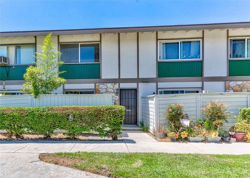 8098 Kerr Green, Buena Park, CA, 90621 | Card Image