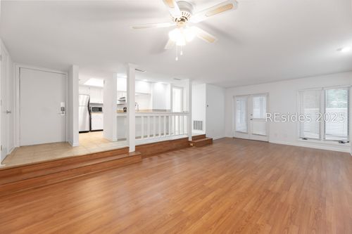 1652-20 Queens Folly Rd, Hilton Head Island, SC, 29928-5110 | Card Image