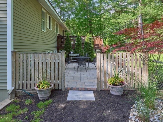 190 Stafford St, House other with 3 bedrooms, 2 bathrooms and 8 parking in Charlton MA | Image 21