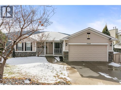 7044 Nakiska Dr, Vernon, BC, V1B3M5 | Card Image