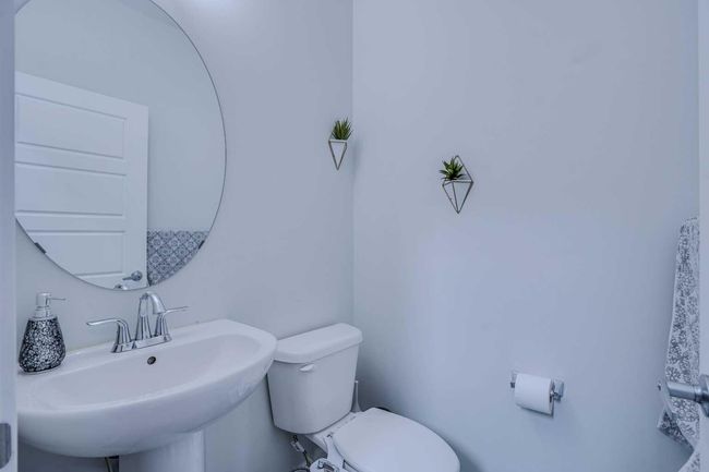 24 Corner Meadows Row Ne, House detached with 6 bedrooms, 3 bathrooms and 7 parking in Calgary AB | Image 18