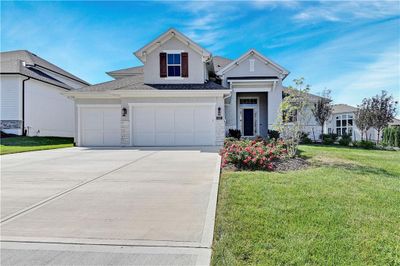 View of front of property featuring a front yard | Image 3