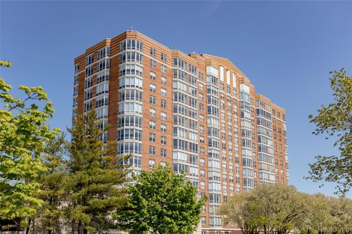 508-250 E Harbortown Dr, Detroit, MI, 48207-5010 | Card Image