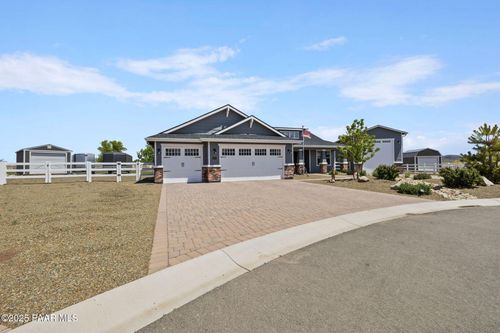 1450 Henry Dr, Chino Valley, AZ, 86323-8256 | Card Image