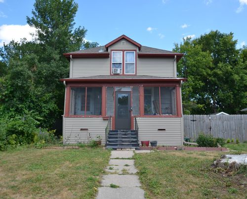 506 4th St S, Moorhead, MN, 56560-2621 | Card Image