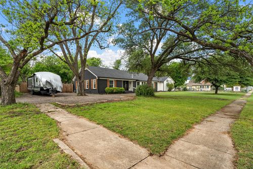 315 S Avenue G, Clifton, TX, 76634-2135 | Card Image