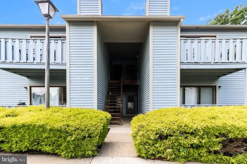 1107 Woodhollow Dr, MARLTON, NJ, 08053-1026 | Card Image