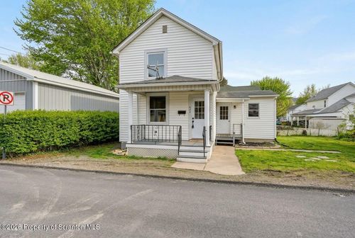 429 Traviss Aly, Peckville, PA, 18452-2264 | Card Image
