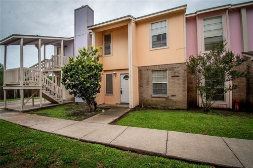 6702 Everhart Rd, Corpus Christi, TX, 78413-2396 | Card Image