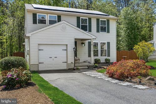 8 Adams Ct, MARLTON, NJ, 08053-2853 | Card Image